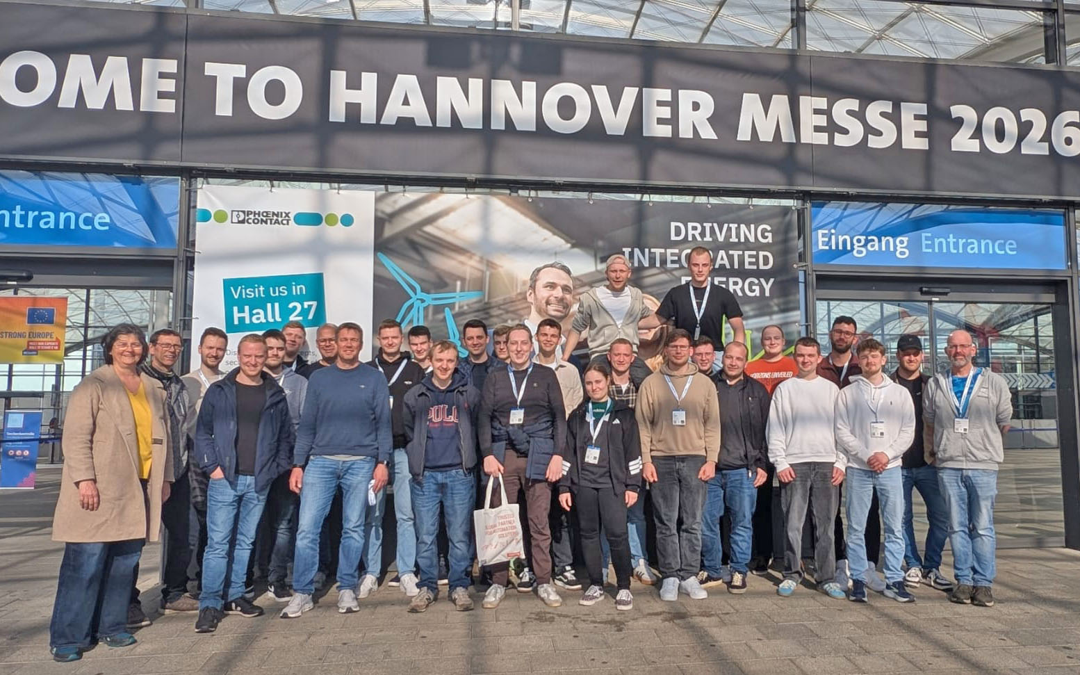 Besuch der Hannover Messe und Prüfung im KUKA College